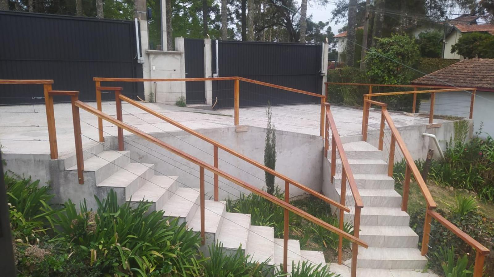查莱斯奥拓卡皮瓦里山林小屋 Campos do Jordão 外观 照片